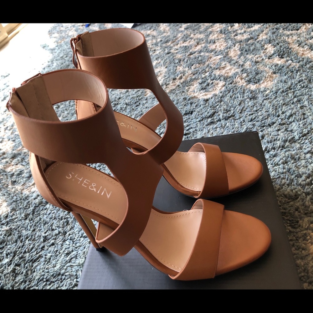 Brown leather heels